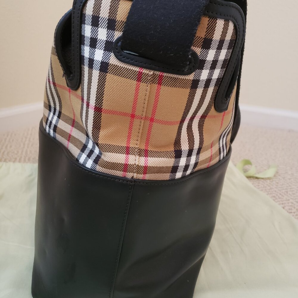 BURBERRY Diaper Tote Bag with Calf Grain Leather & Gold Trim - Picture 8 of 8